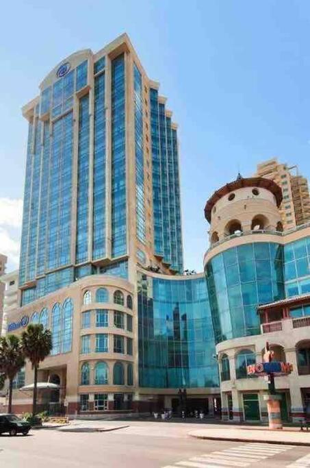 Beach Front Penthouse In Exclusive Tower Santo Domingo Exterior photo