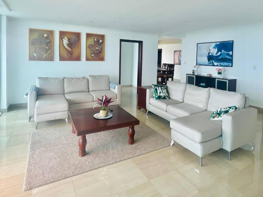 Beach Front Penthouse In Exclusive Tower Santo Domingo Exterior photo